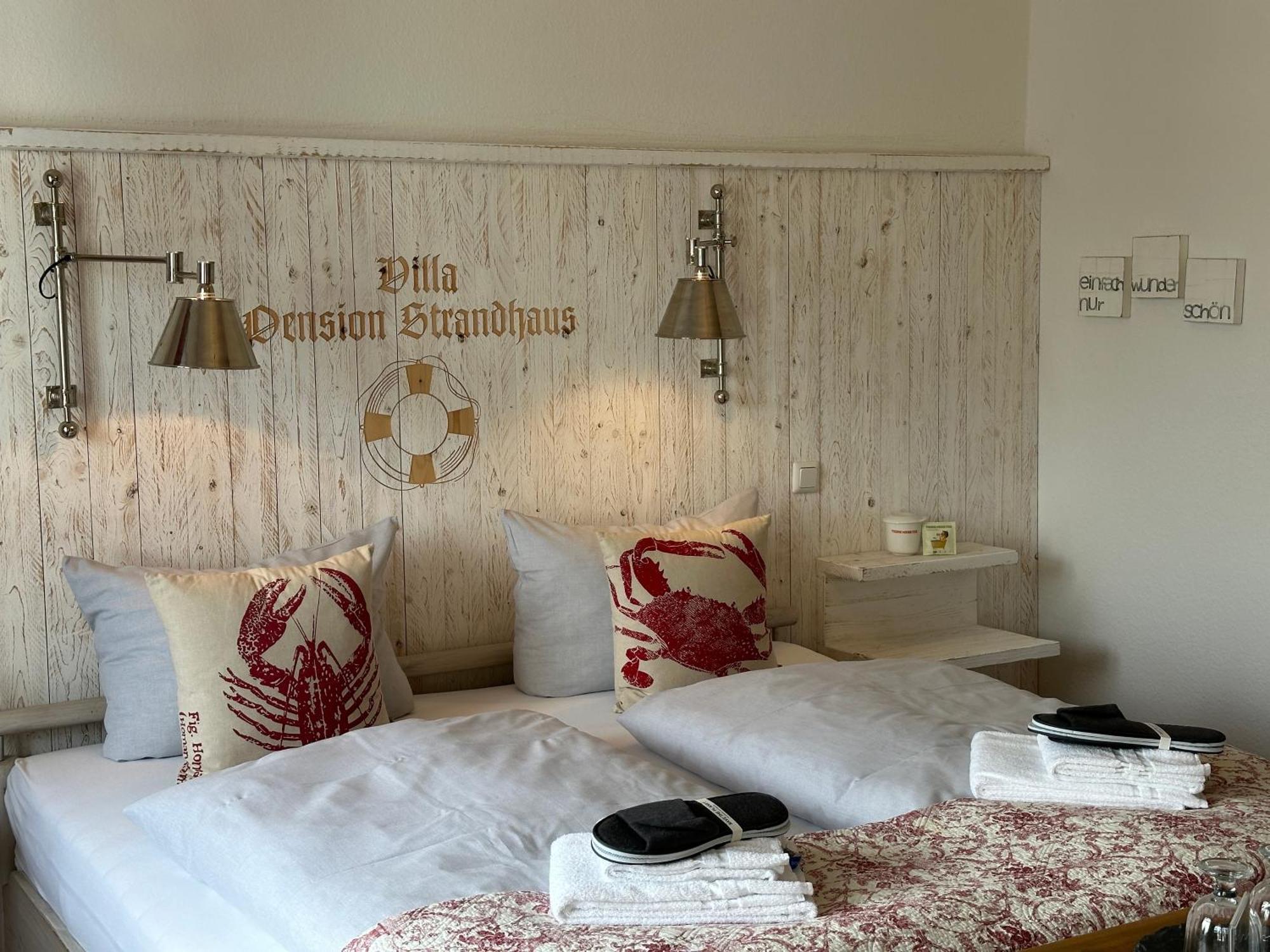 Villa Pension Strandhaus - Adults Only Lübeck Buitenkant foto