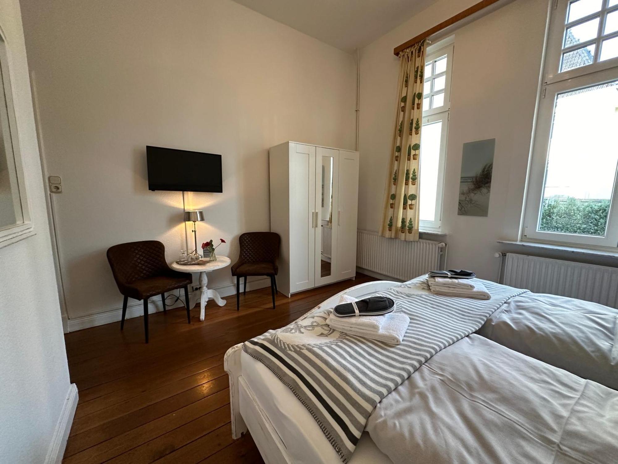 Villa Pension Strandhaus - Adults Only Lübeck Buitenkant foto