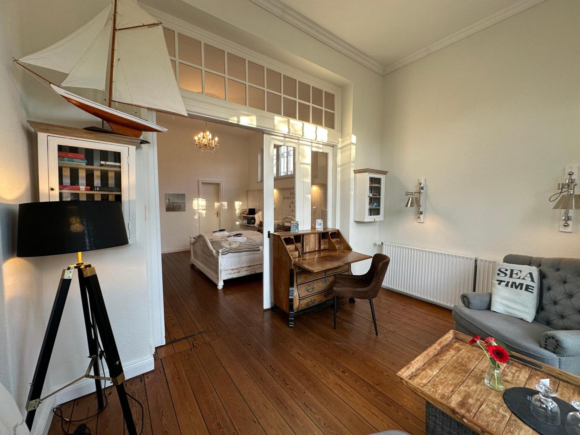 Villa Pension Strandhaus - Adults Only Lübeck Buitenkant foto