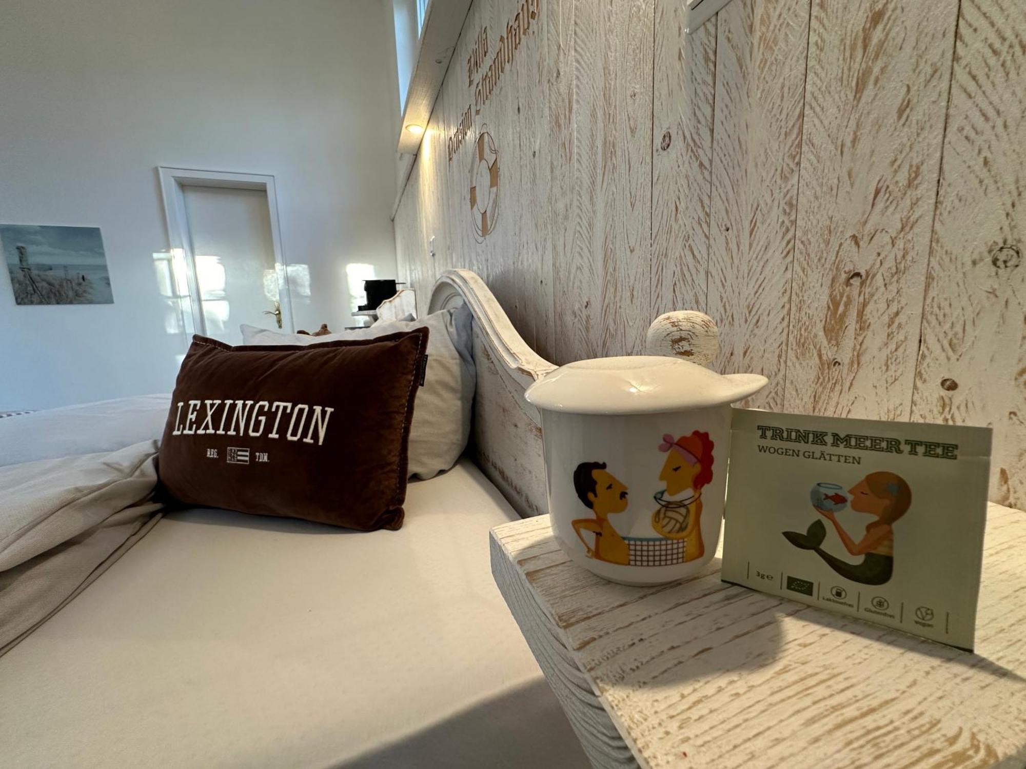 Villa Pension Strandhaus - Adults Only Lübeck Buitenkant foto